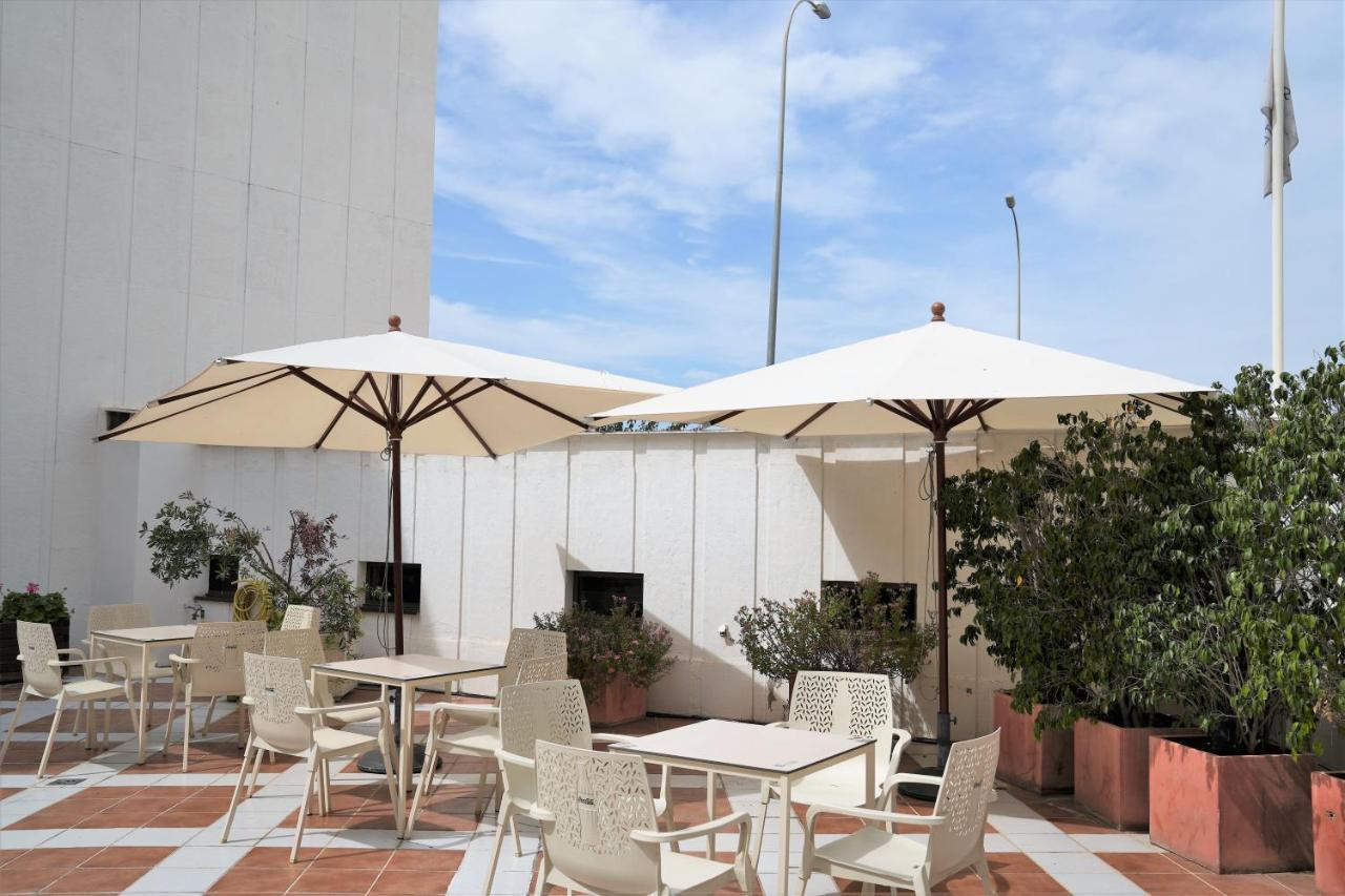 Port Azafata Valencia Hotel Manises Eksteriør billede